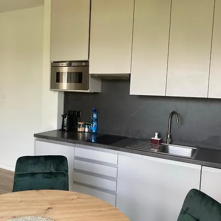 Nad Jeziorem Apartment